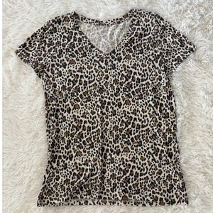 GAP Vintage Favorite T-Shirt Women's Large Leopard Print V-Neck Short Sleeve Top